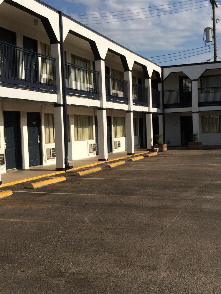 Hutchinson Inn Kültér fotó