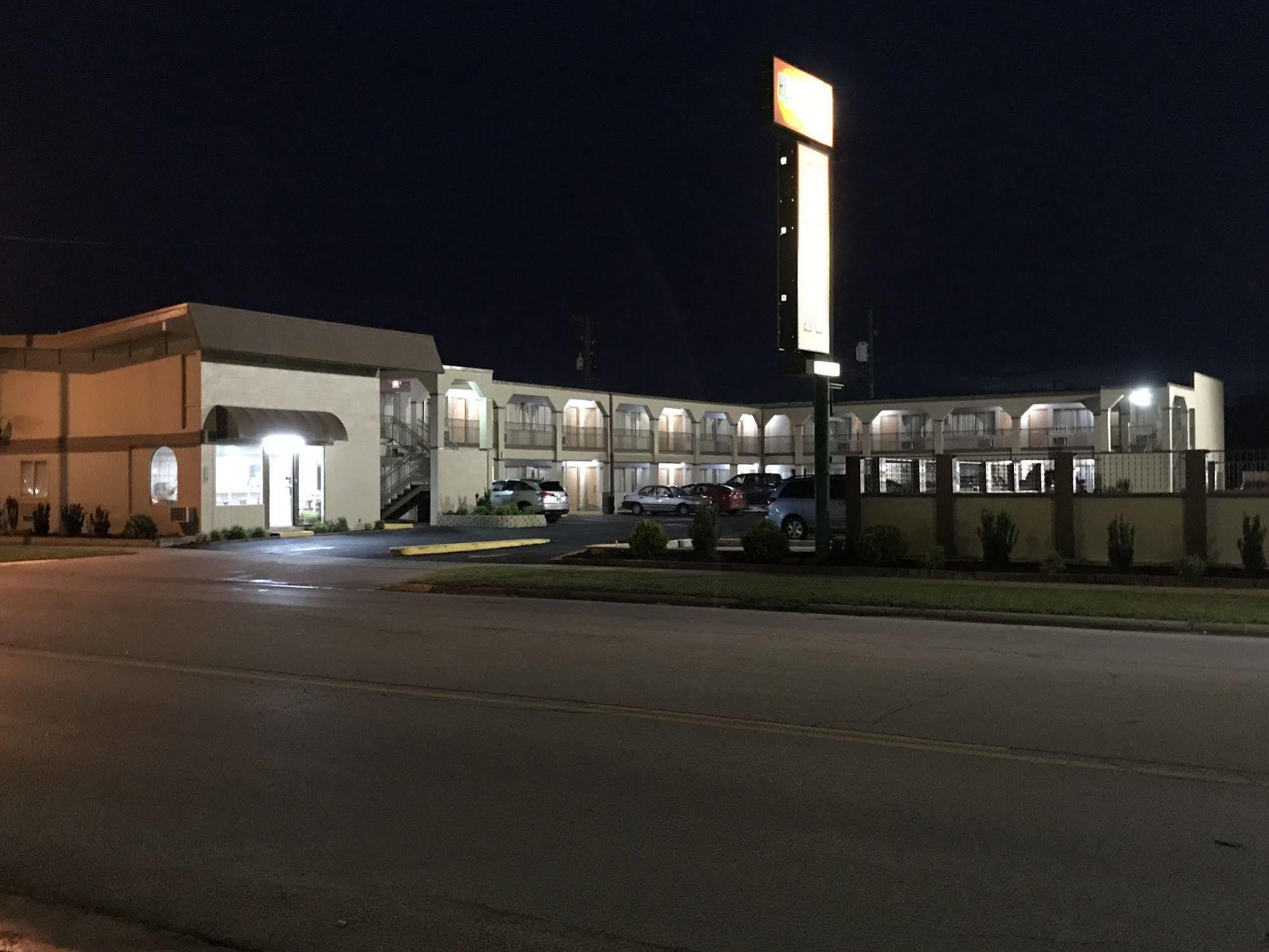 Hutchinson Inn Kültér fotó