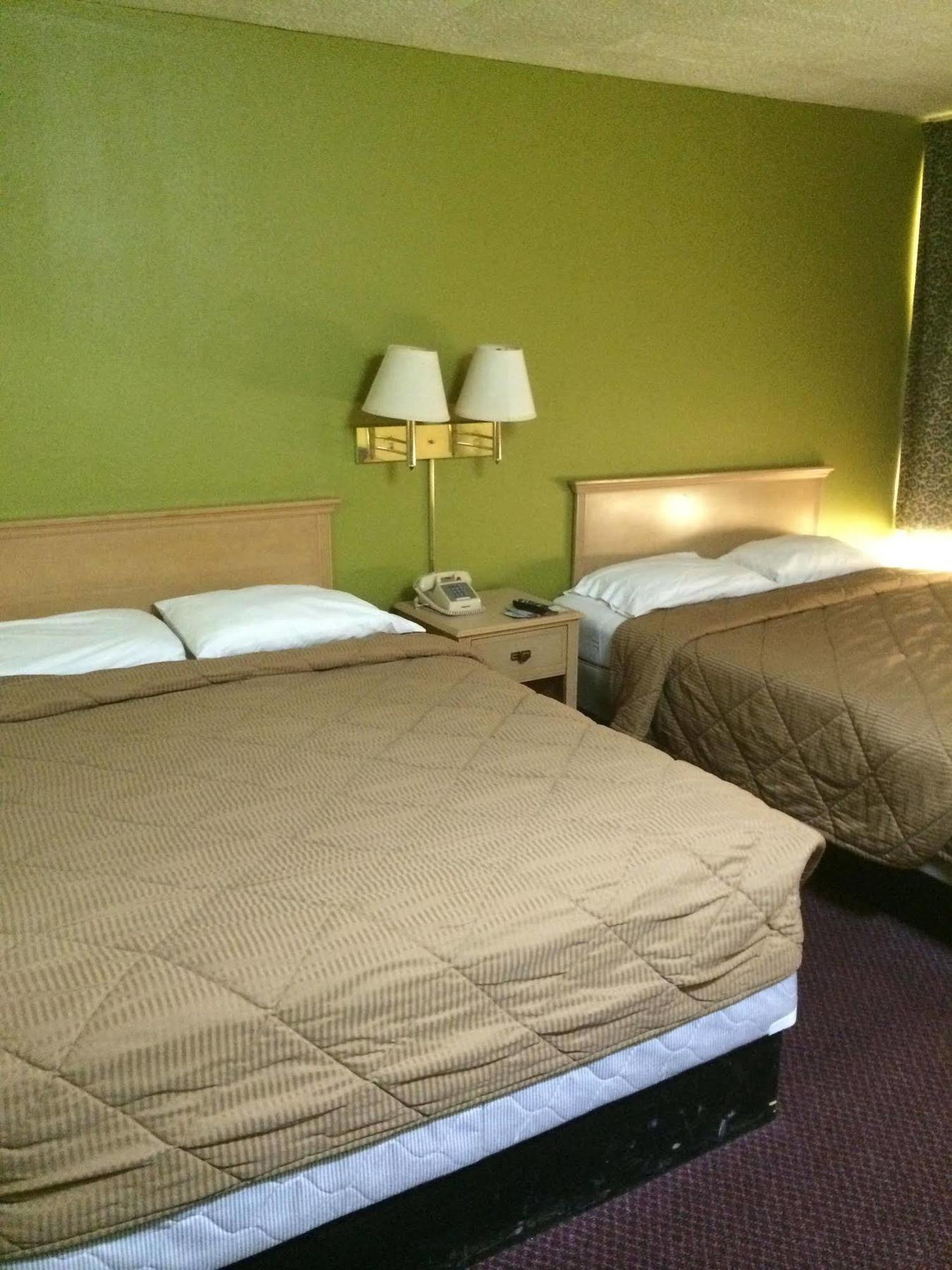 Hutchinson Inn Kültér fotó