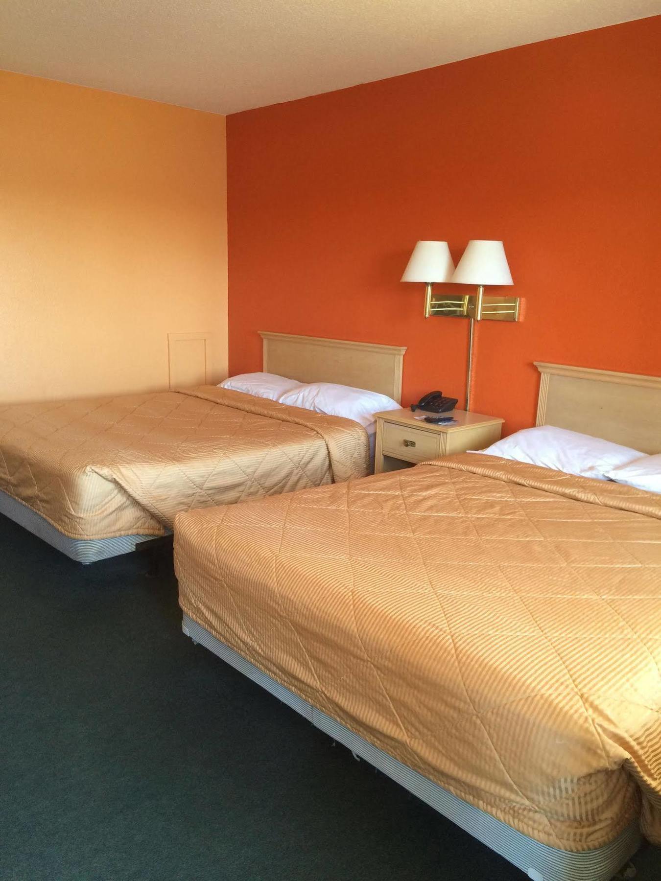 Hutchinson Inn Kültér fotó